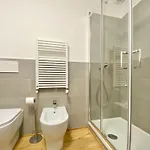 Loft Pellicceria * ג'נובה
